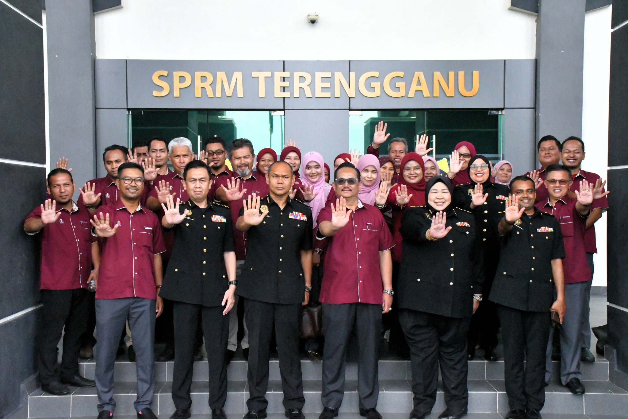 KUNJUNGAN HORMAT KE SPRM